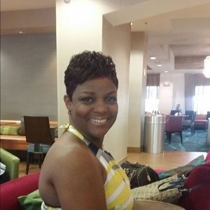 Meet your Posher, Janice